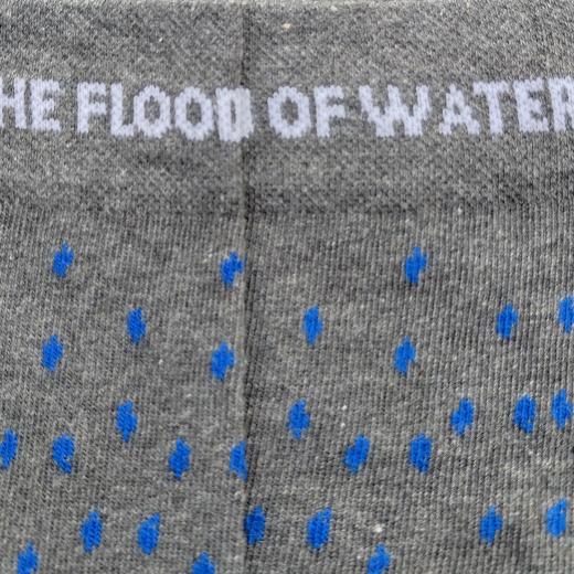 "The flood of waters" round the rib on one sock